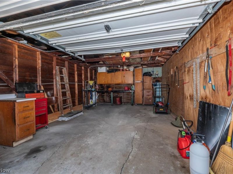 15541 Susan Drive , Brook Park, OH 44142 Photo 8