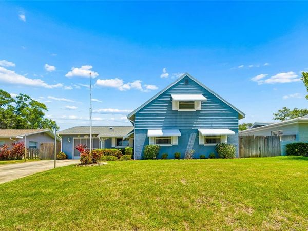13843 85TH TERRACE N, SEMINOLE, FL 33776