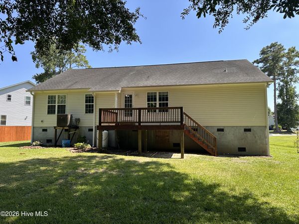 102 Brookhaven Drive , Richlands, NC 28574