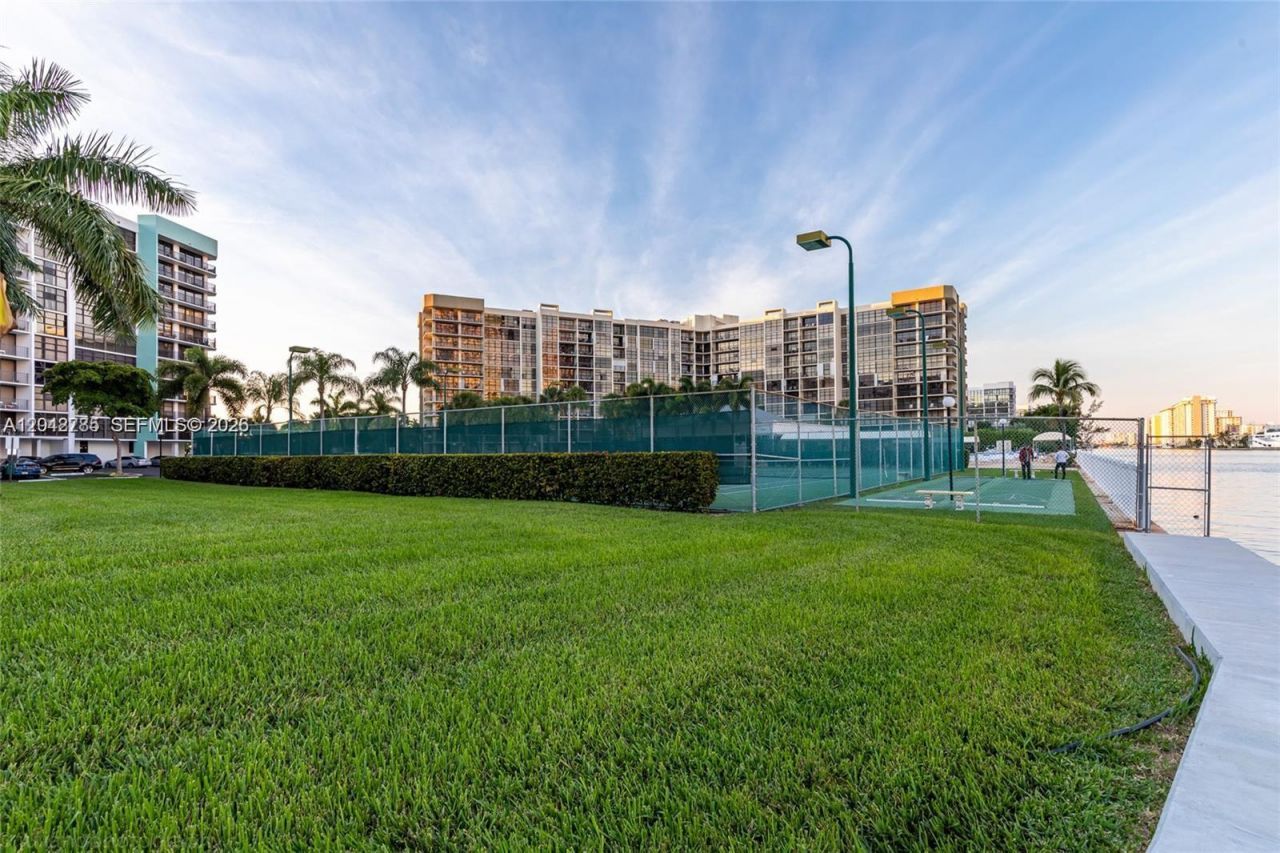 400 Leslie Dr, Unit PH# 1110, Hallandale Beach, FL 33009 Photo