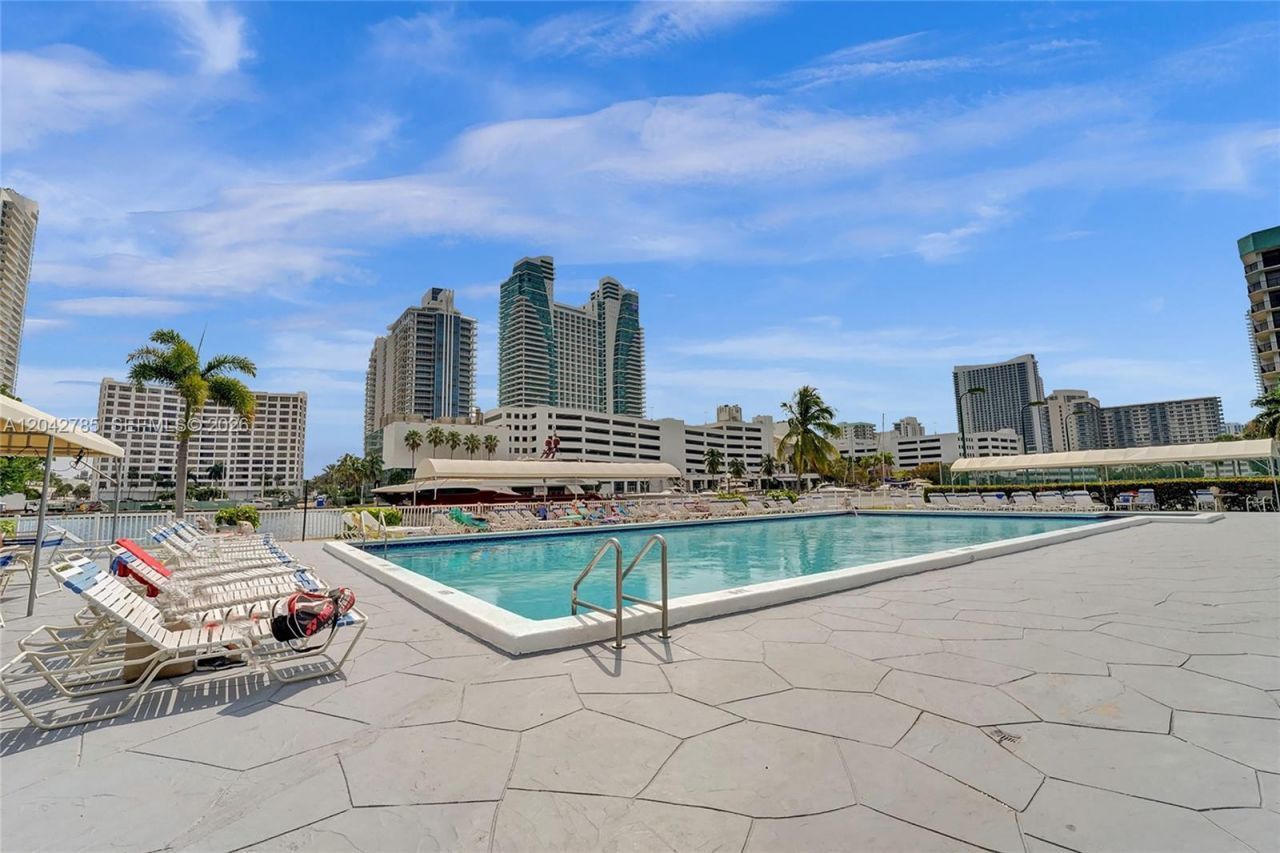 400 Leslie Dr, Unit PH# 1110, Hallandale Beach, FL 33009 Photo