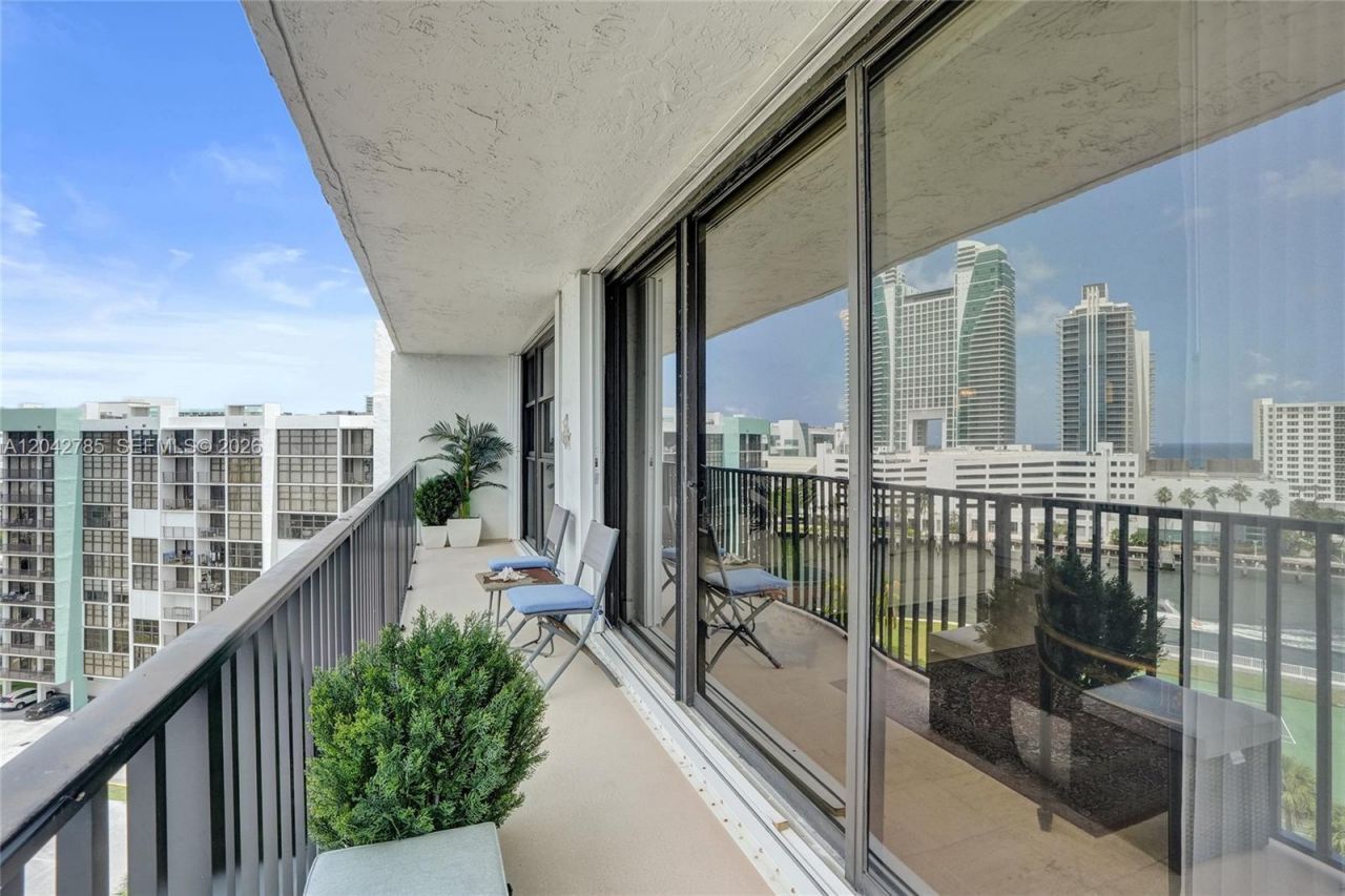 400 Leslie Dr, Unit PH# 1110, Hallandale Beach, FL 33009 Photo