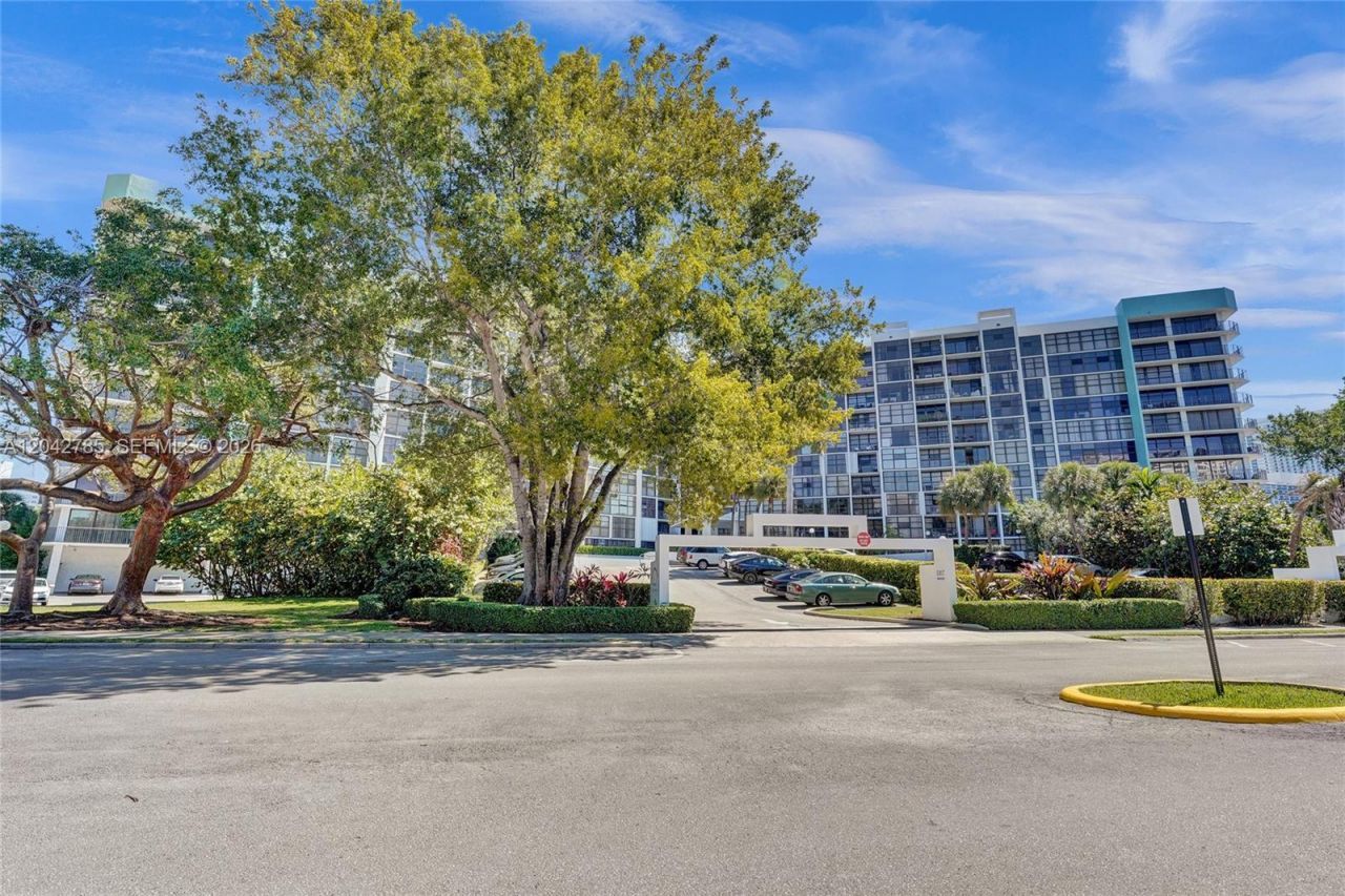 400 Leslie Dr, Unit PH# 1110, Hallandale Beach, FL 33009 Photo