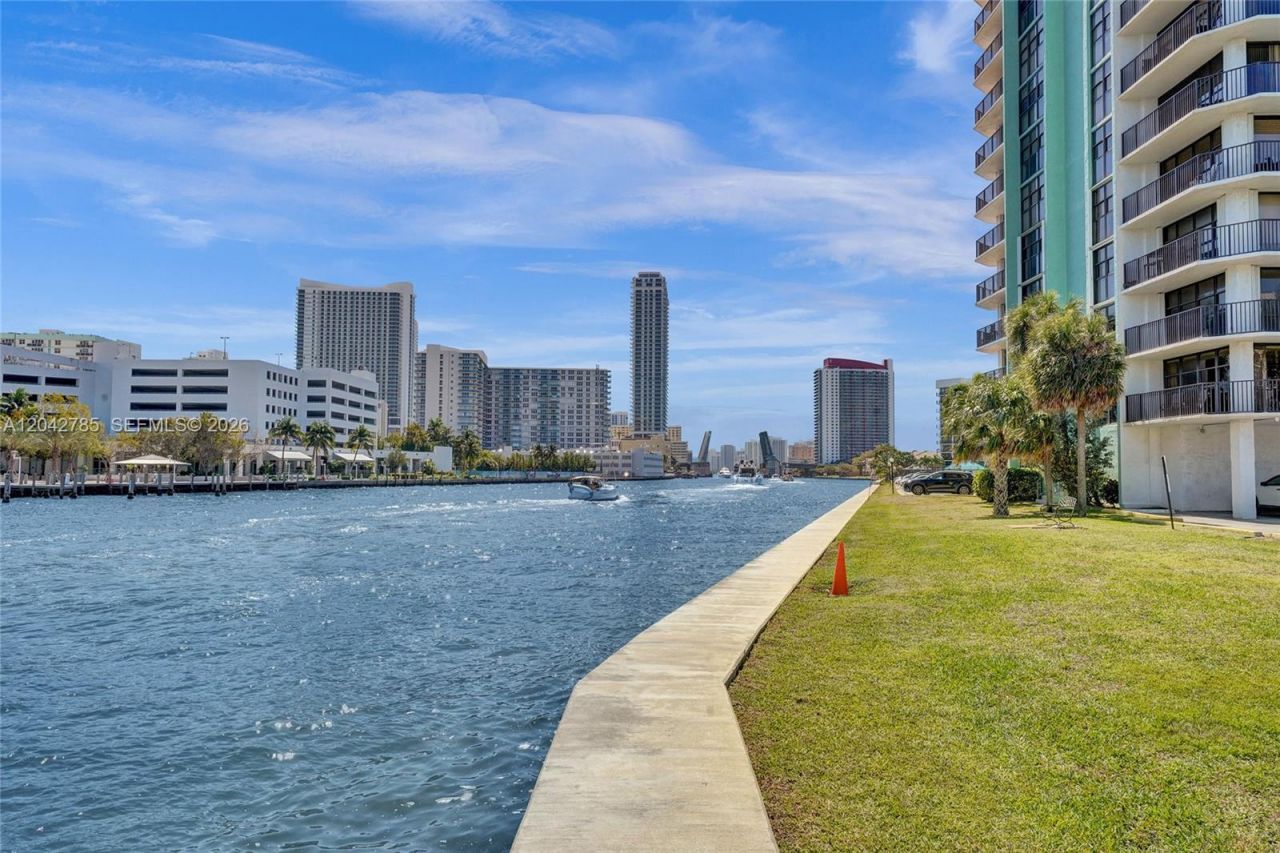 400 Leslie Dr, Unit PH# 1110, Hallandale Beach, FL 33009 Photo