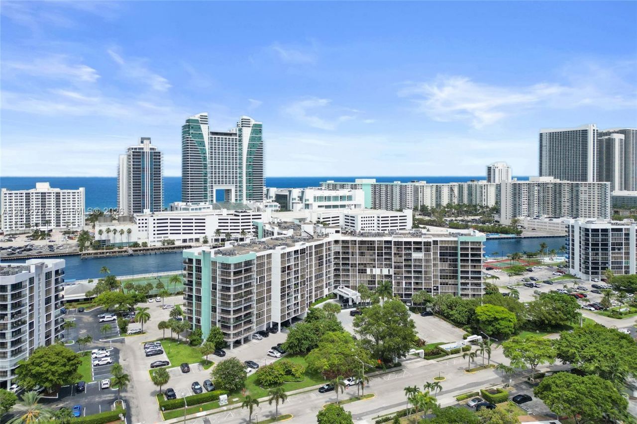 400 Leslie Dr, Unit PH# 1110, Hallandale Beach, FL 33009 Photo