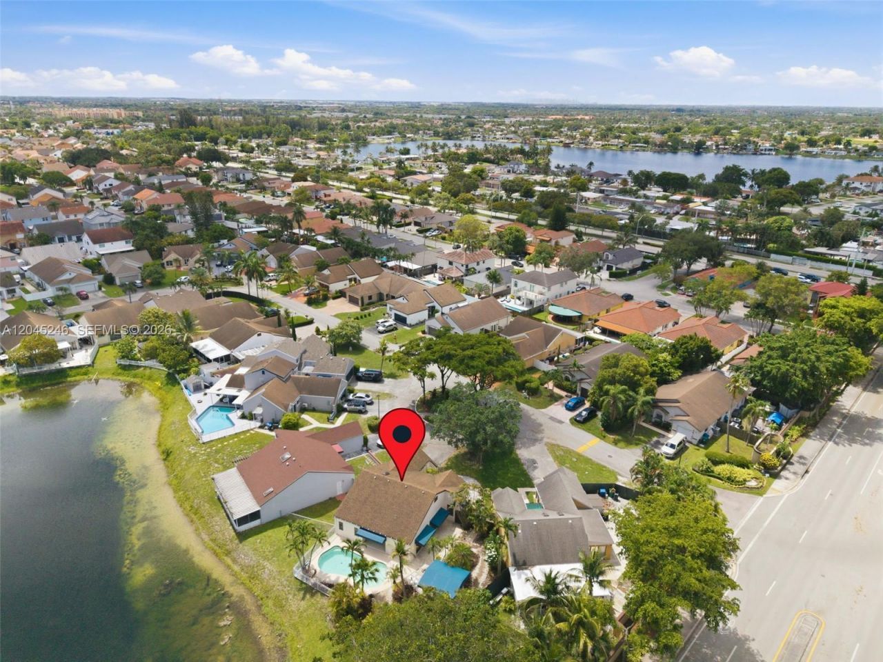 8165 NW 187th Ter , Hialeah, FL 33015 Photo