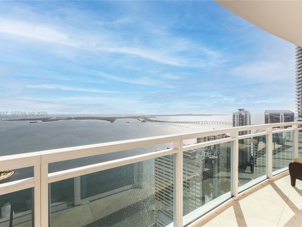 950 Brickell Bay Dr, Unit 5011, Miami, FL 33131