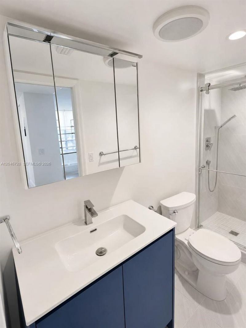 3530 Mystic Pointe Dr, Unit 405, Aventura, FL 33180 Photo