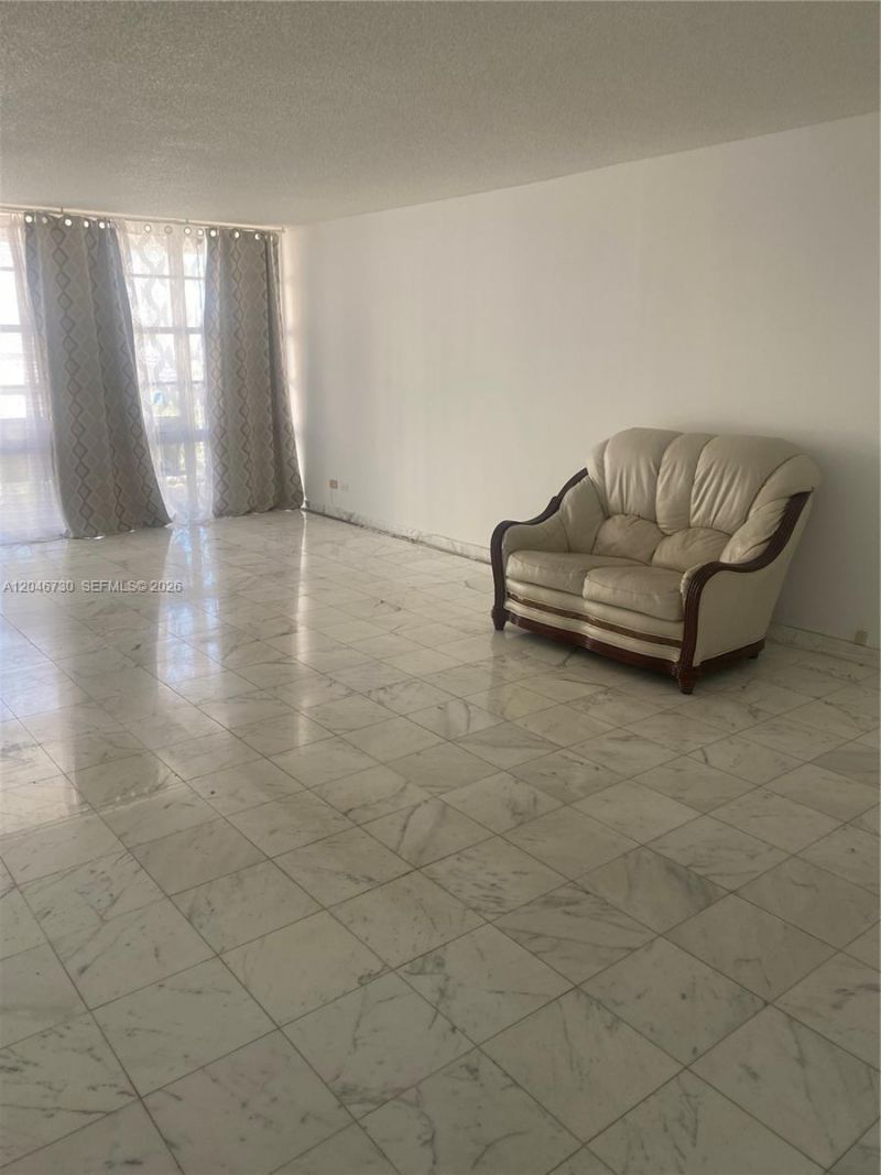230 174th St, Unit 1206, Sunny Isles Beach, FL 33160 Photo