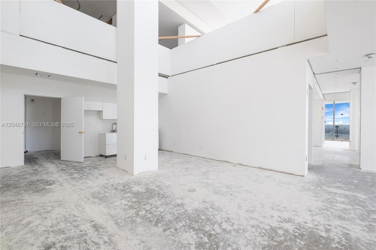 700 NE 26th Ter, Unit PH-02, Miami, FL 33137 Photo