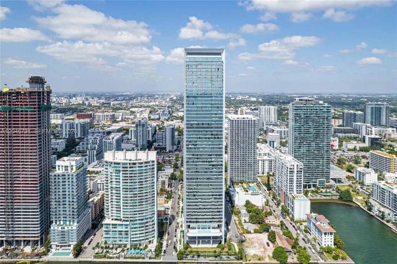 700 NE 26th Ter, Unit PH-02, Miami, FL 33137 Photo