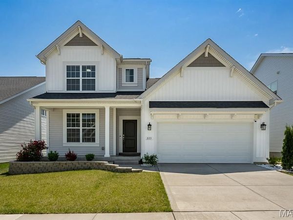 223 Randlin Drive, Lake St Louis, MO 63367