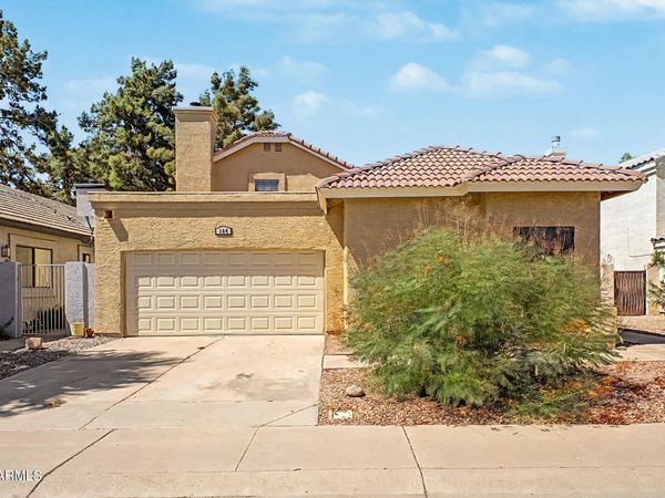 184 S Willow Creek Street, Chandler, AZ 85225