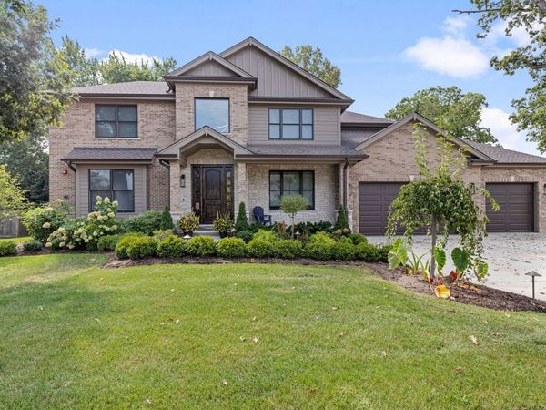 1162 Sycamore Drive , Lake Zurich, IL 60047