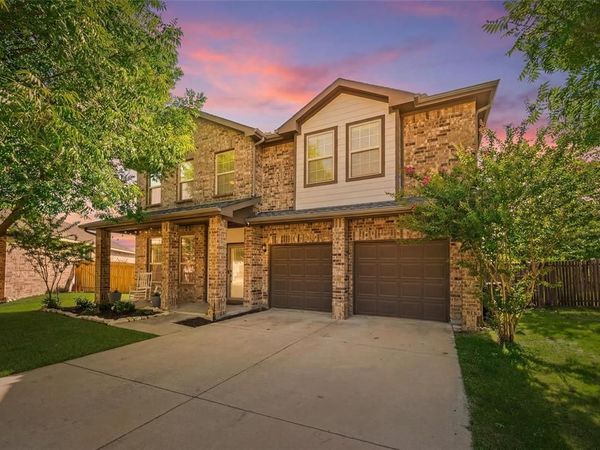 2904 Big Horn Bluff Court, Fort Worth, TX 76108