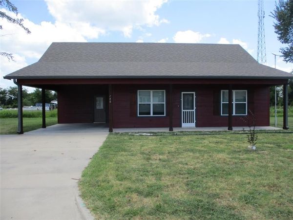 148 Mill Street , Emory, TX 75440