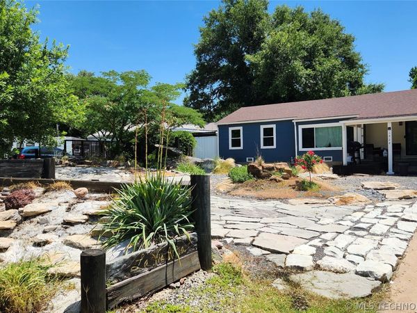 1828 E 10th Street , Okmulgee, OK 74447