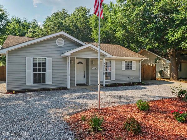 1210 Seventh Street, Long Beach, MS 39560