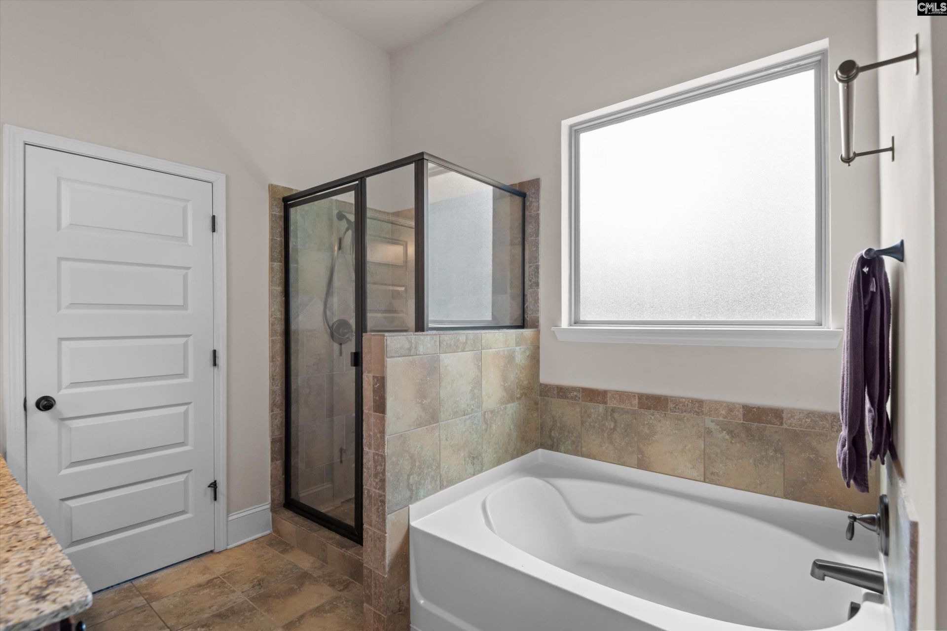 312 Gatesbrook Drive Photo 22