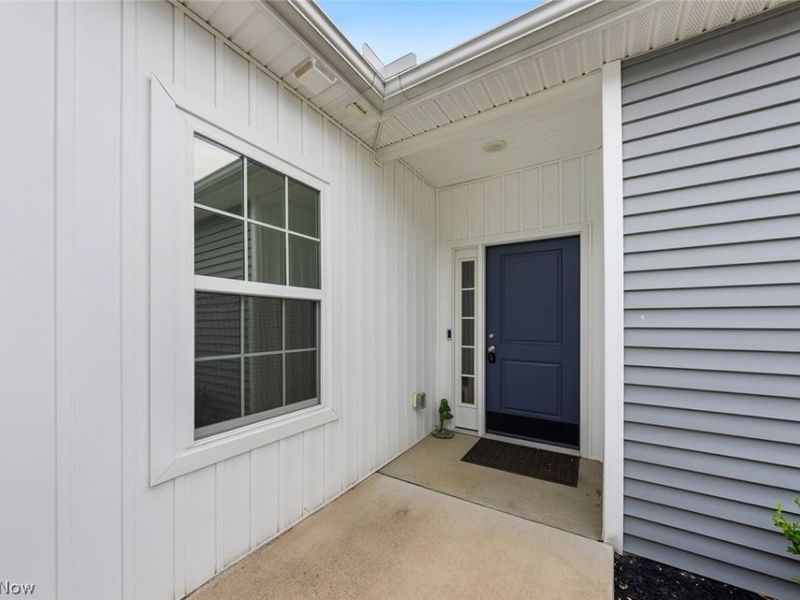 124 Acorn Lane, Elyria, OH 44035 Photo 3