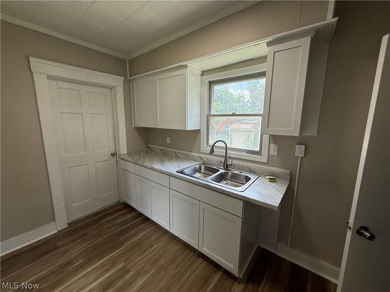 257 Arch Street, Akron, OH 44304 Photo 4