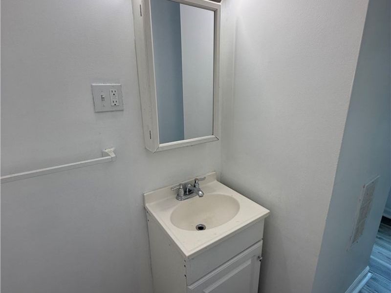 257 Arch Street, Akron, OH 44304 Photo 8