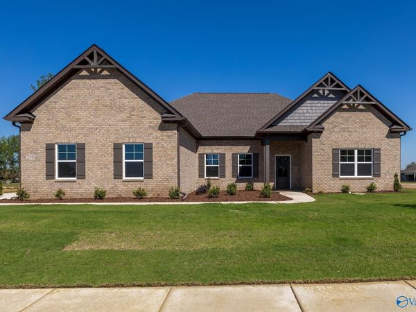 12566 Spyglass Lane, Athens, AL 35613