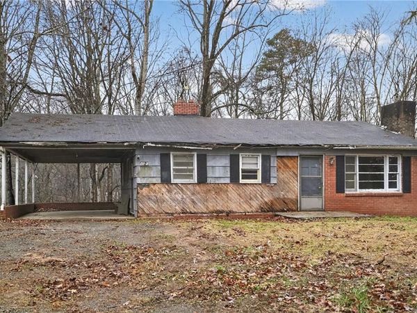 4021 Vestal Road , Jonesville, NC 28642