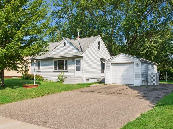 23 East Road, Circle Pines, MN 55014