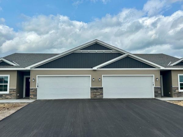 1783 Squirrel Way, New Richmond, WI 54017