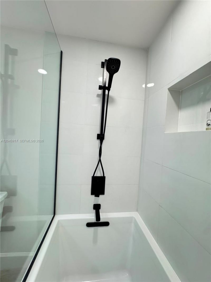 9172 Collins Ave , Unit 218, Surfside, FL 33154 Photo