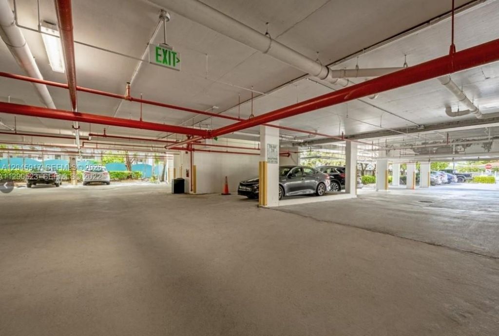 9172 Collins Ave , Unit 218, Surfside, FL 33154 Photo