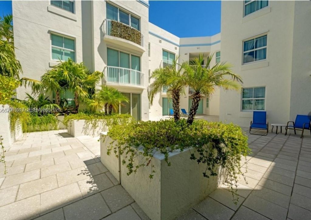 9172 Collins Ave , Unit 218, Surfside, FL 33154 Photo