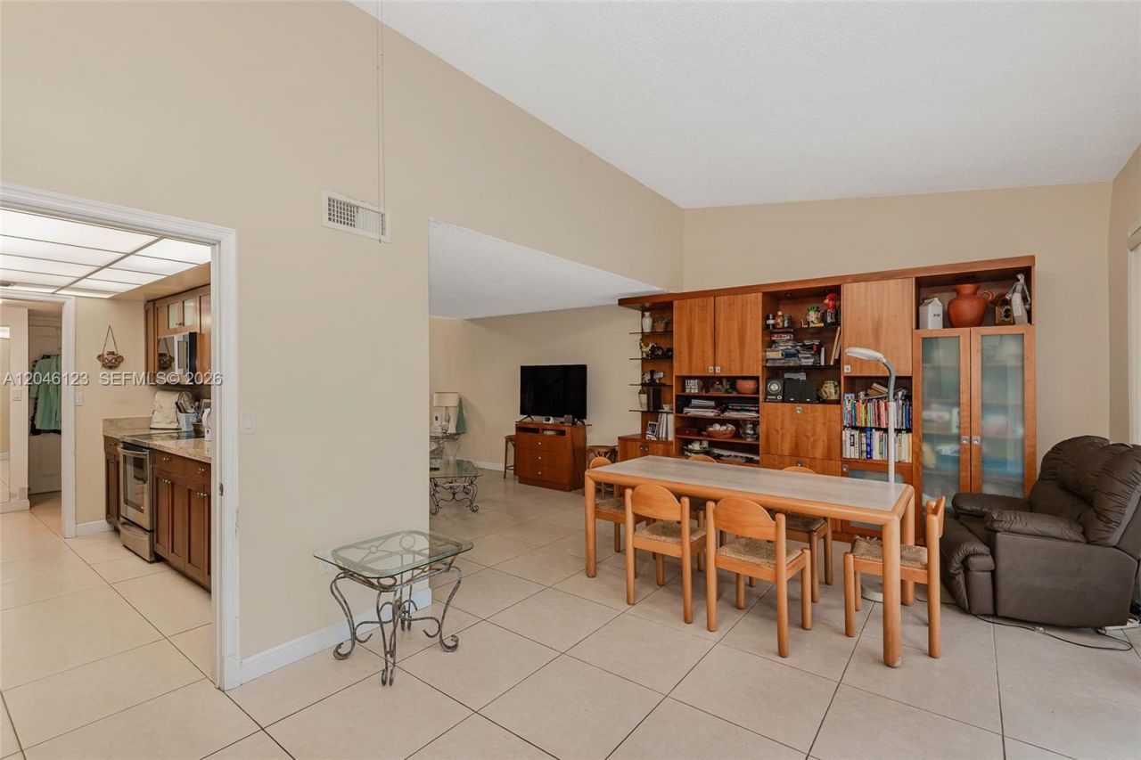8890 SW 133rd Pl , Unit A, Miami, FL 33186 Photo