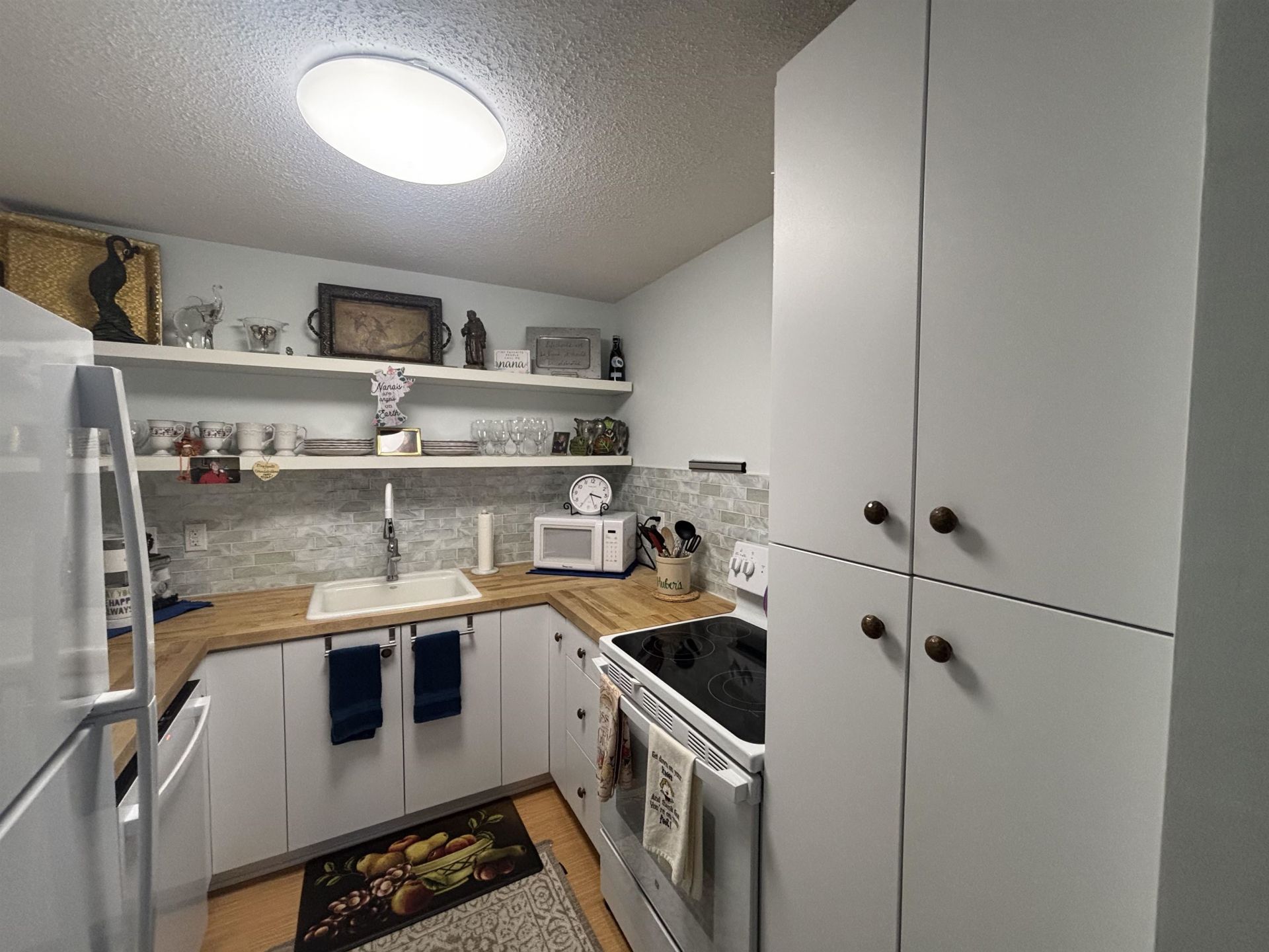 5001 Little River Rd.  Photo 7