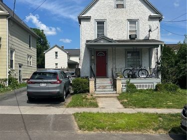 32 Chestnut Street, Auburn, NY 13021