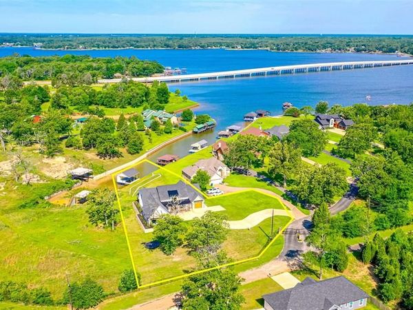 5523 Lakeshore Court, Log Cabin, TX 75148