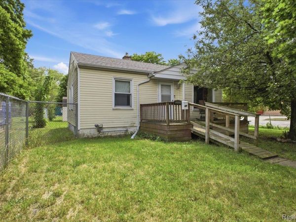 5202 Dupont Street, Flint, Mi 48505