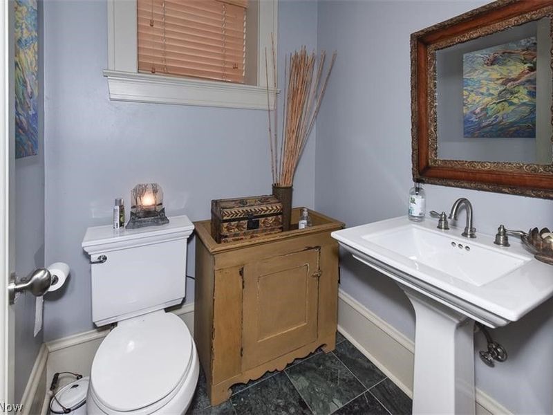 19915 Lake Road, Unit b, Rocky River, OH 44116 Photo 17