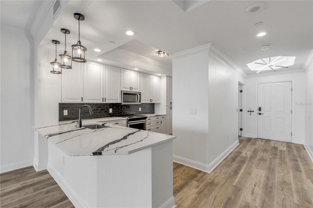 265 Minorca Beach Way, Unit 404, New Smyrna Beach, FL 32169 Photo