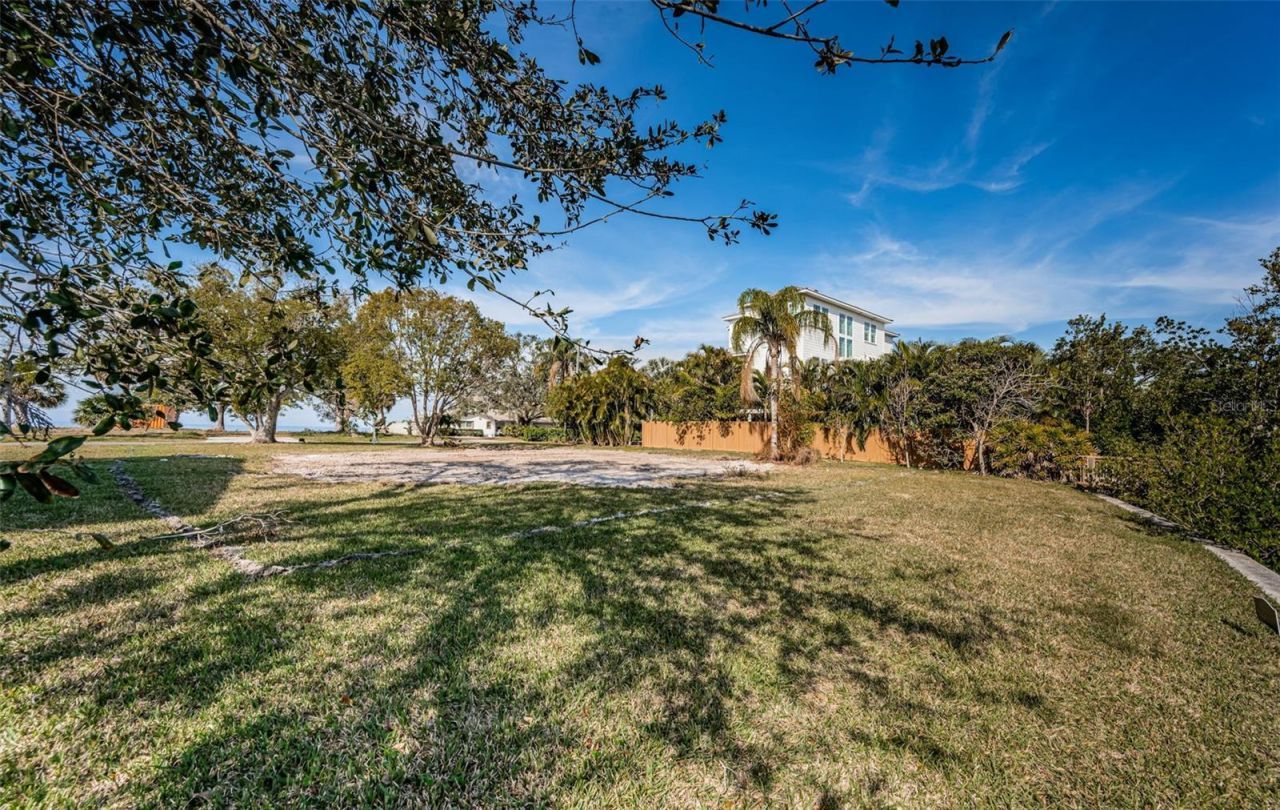 624 Mayo Street , Crystal Beach, FL 34681 Photo