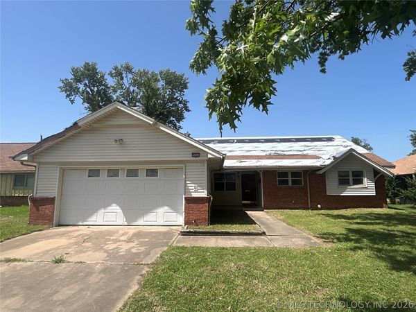 9067 E 33rd Street , Tulsa, OK 74145