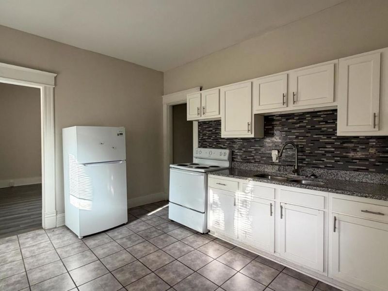 2478 Paris Street, Cincinnati, OH 45219 Photo 12
