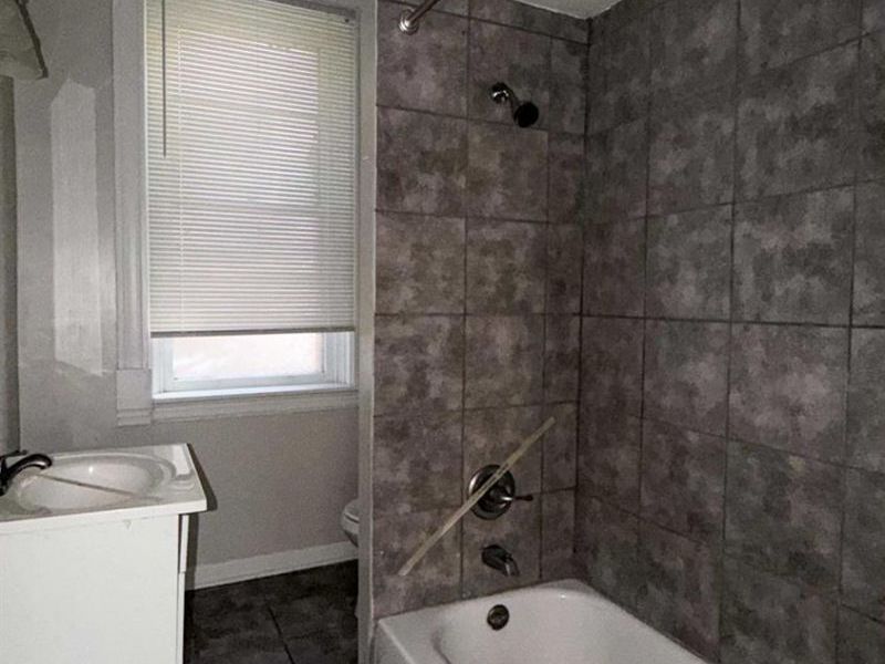 2478 Paris Street, Cincinnati, OH 45219 Photo 14