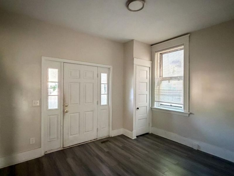 2478 Paris Street, Cincinnati, OH 45219 Photo 5