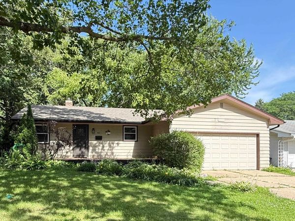 421 Warren Drive, ROCKFORD, IL 61107