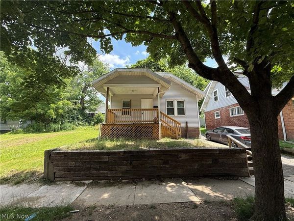 283 Sobul Avenue , Akron, OH 44305