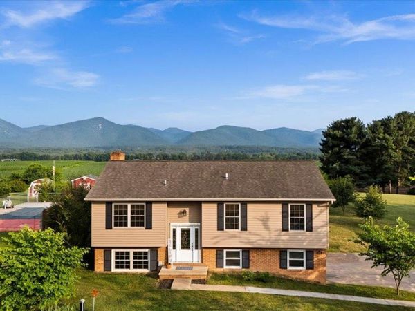 4789 LAWYER RD, MCGAHEYSVILLE, VA 22840