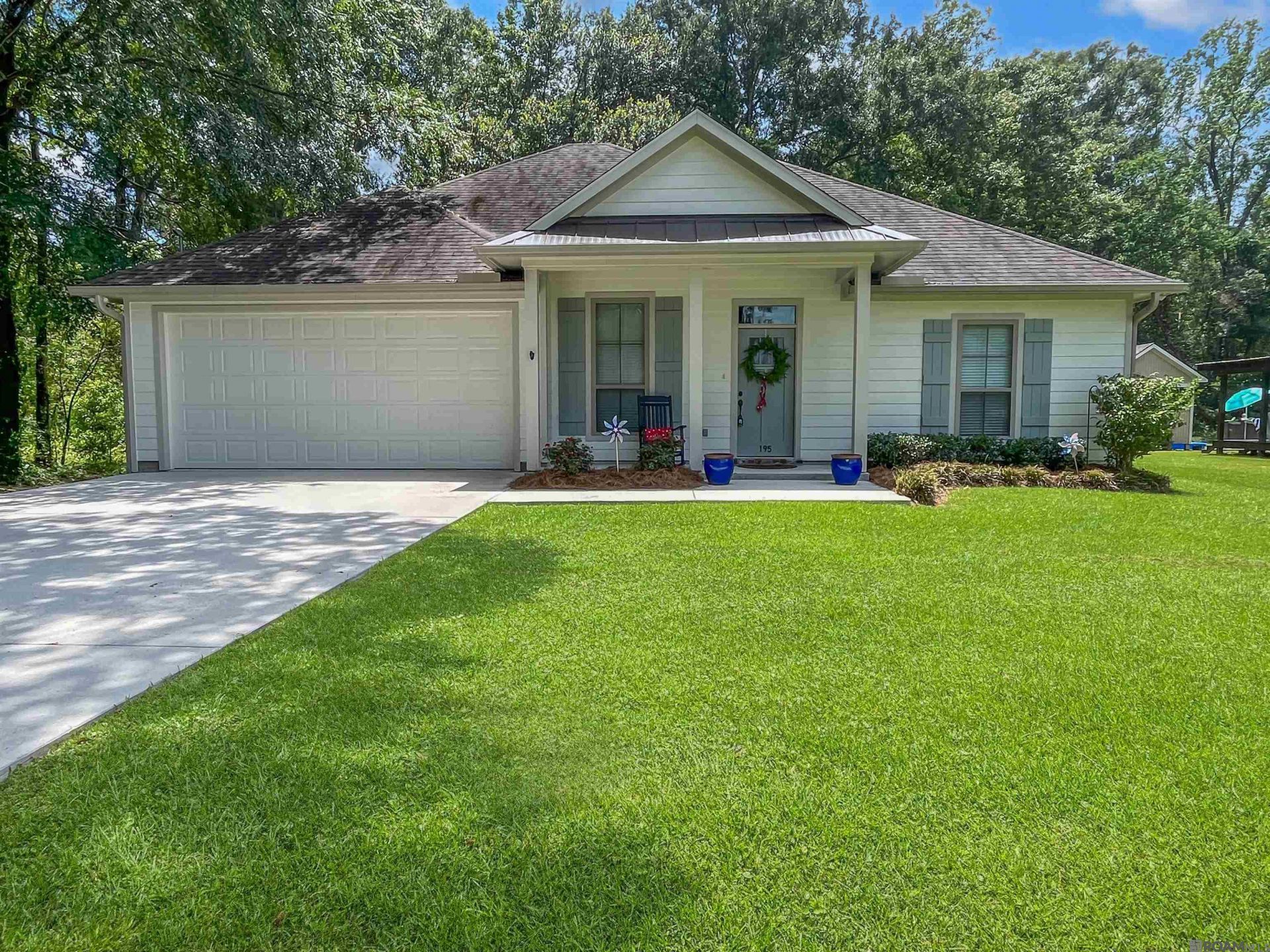 195 St Louis St, Denham Springs, LA 70726 Main Photo