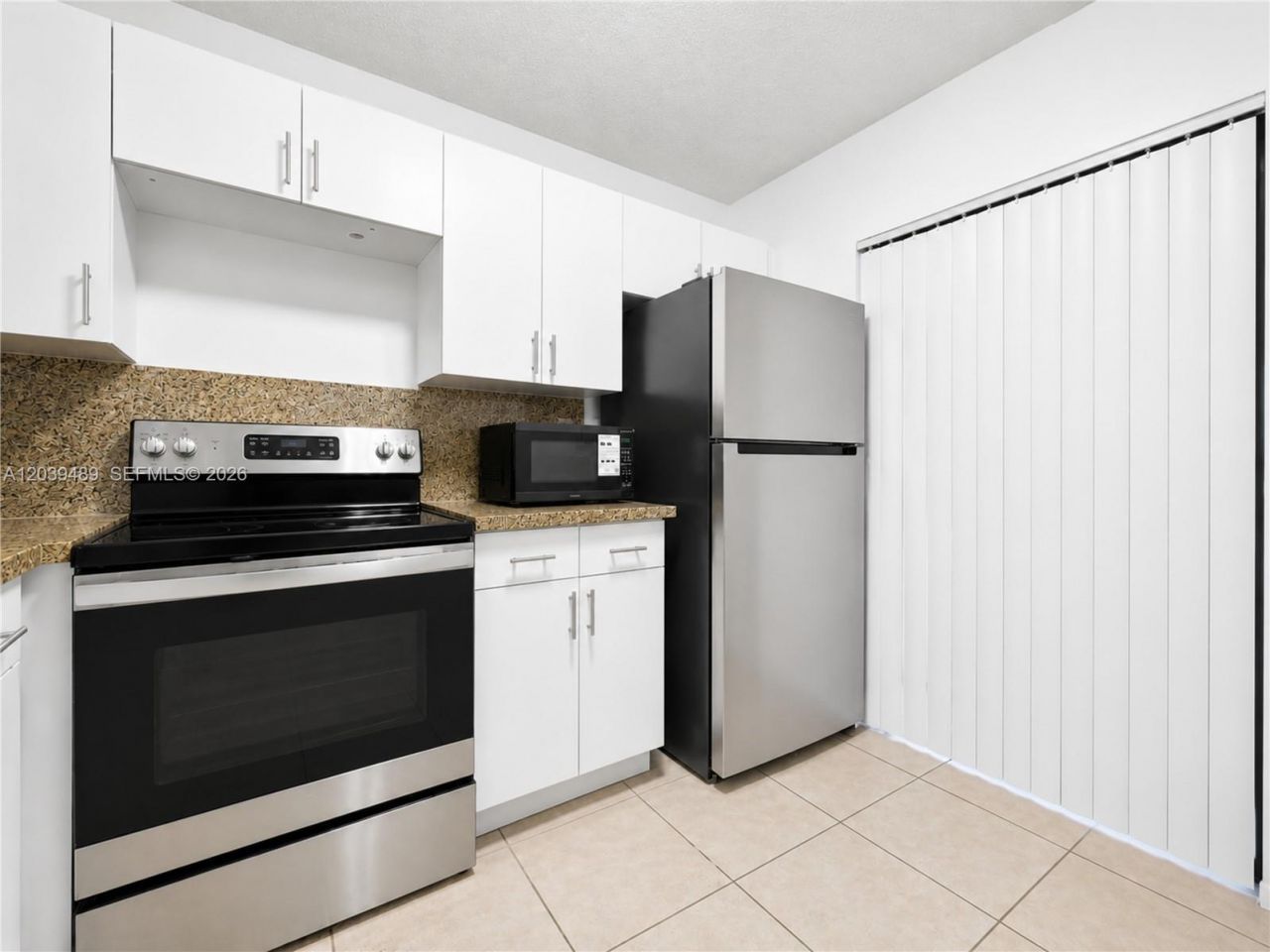 3rd Ct 20135 , Unit 1, Miami, FL 33179 Photo